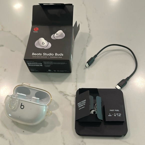 Beats Studio buds white - Picture 1 of 5
